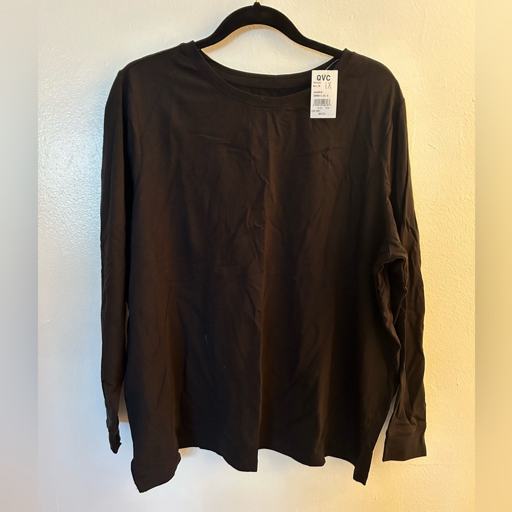 NWT Denim&Co Women’s crewneck long sleeve shirt. Black size 1X